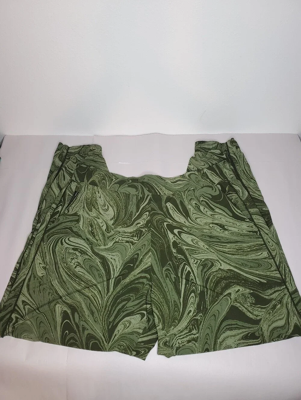 Athleta Brooklyn Jogger Size 16